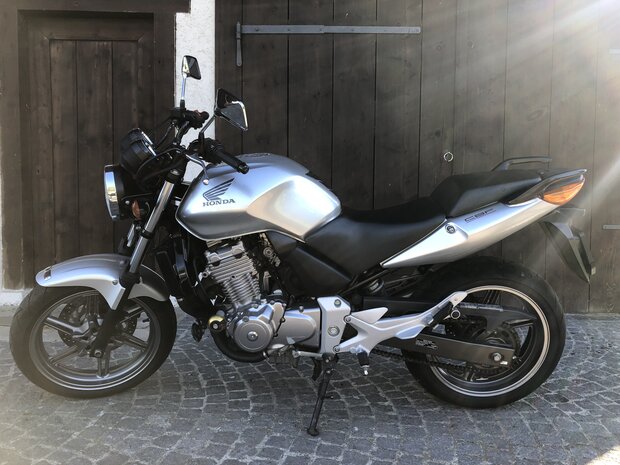 Motorrad CBF 500