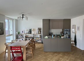 Wunderschöne 4 1/2-Zimmerwohnung, nähe Schulhaus Freilager