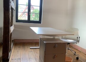 Coworkingplatz in 3er Büro frei