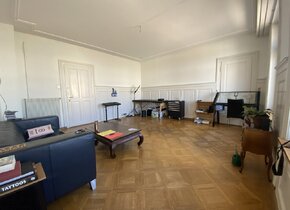 Atelier/Büroraum zu vermieten.