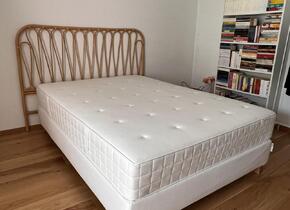 Boxspringbett von Ikea