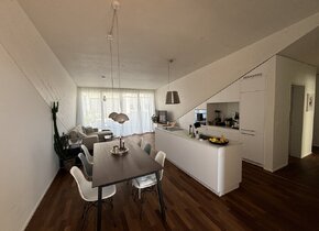 Wunderschöne 3.5 Zimmer-Maisonette-Wohnung zur...