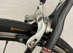 Rennvelo sucht neues Zuhause