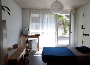 1 Zimmer möbliert an schöner Lage in Bern