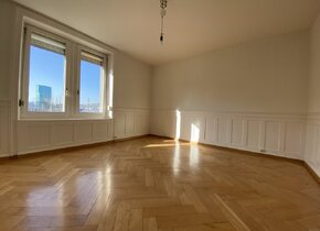 Grosses WG-Zimmer in Altbauwohnung Kreis 4