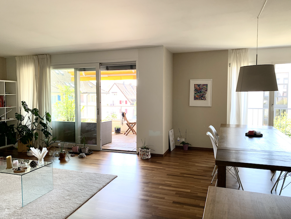 Helle 3.5 Zimmer Wohnung für 4 Monate zur Untermiete