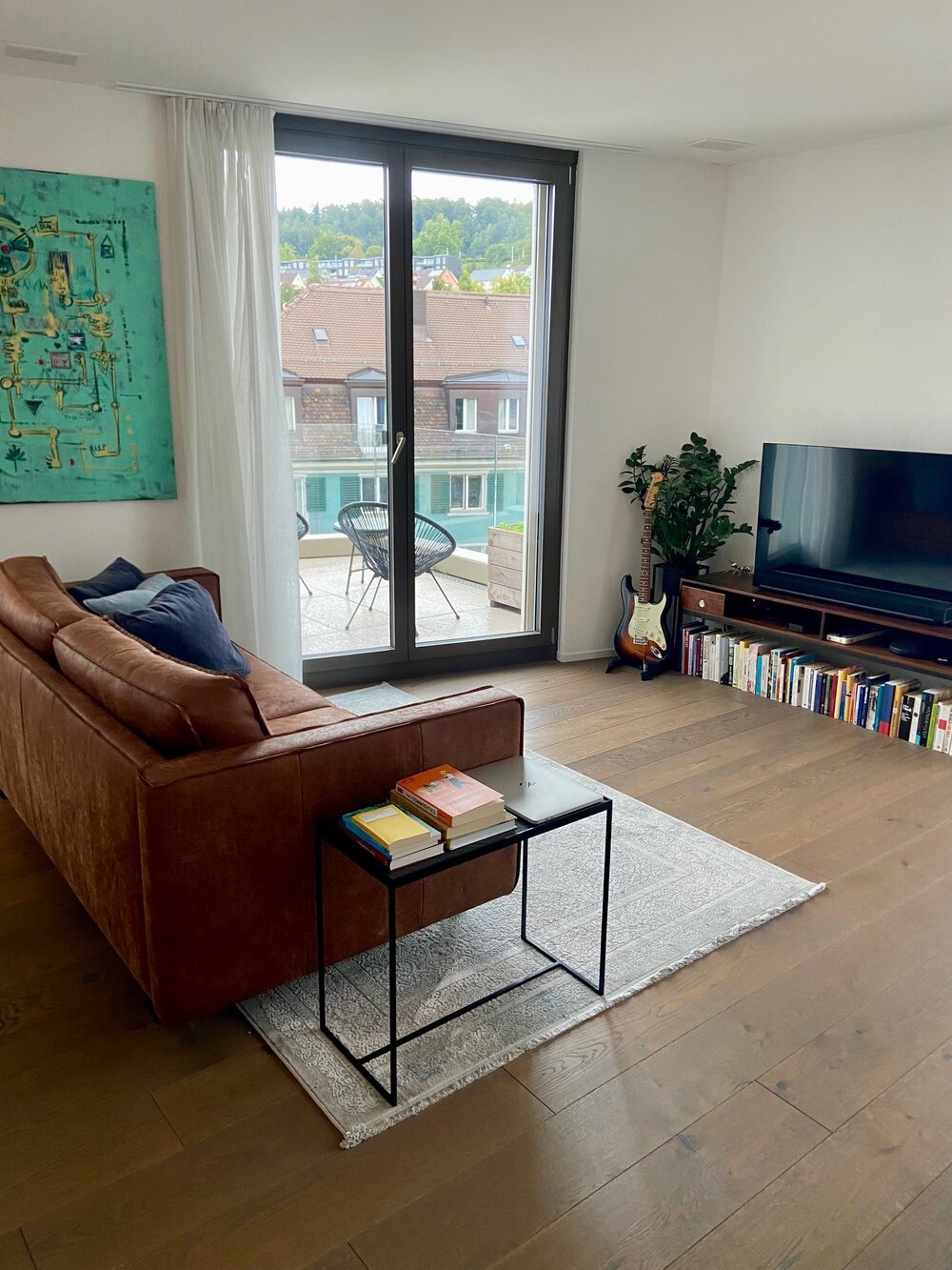 2.5-Room Apartment for Sublet in Wipkingen – Available...