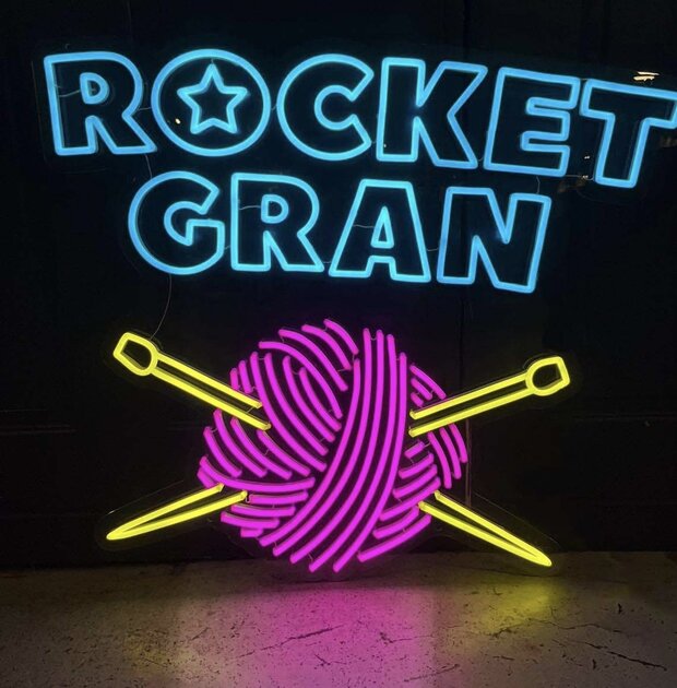 Rocket Gran sucht Video Editor für Social Media, auf...