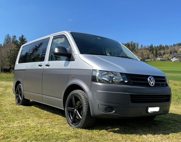 Autarker Allrad-Camper mit Niesen-Motiv (VW T5) zu verkaufen