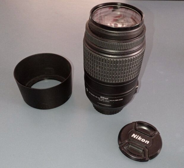 Nikkor DX SWM VR ED HRI unendl. - 1.4m 55-300mm