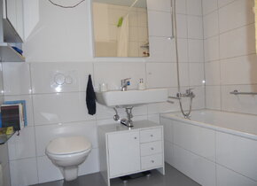 Apartment with 2.5 rooms for let from 1. Nov. 2024 to 28....