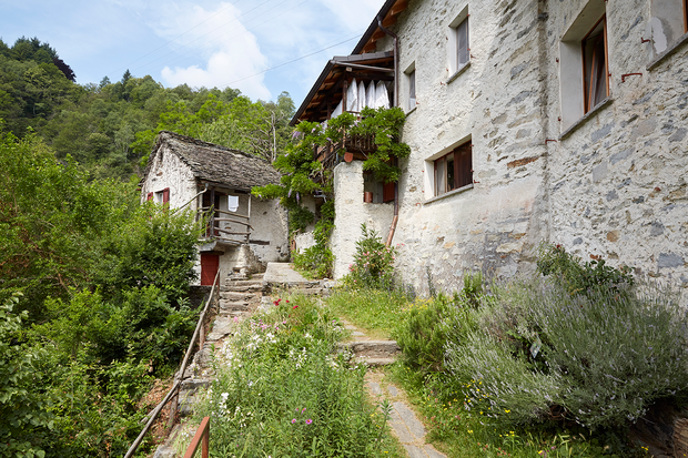 Das "Al Forno Vacanze" in Pila/Intragna sucht...