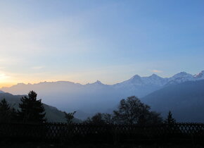 Anstatt neblilger Winterblues, Sonnenbad auf 1500m