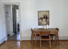 2.5 Zimmer helle und ruhige Altbau-Wohnung im Breitsch...