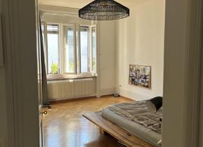 2.5 Zimmer helle und ruhige Altbau-Wohnung im Breitsch...