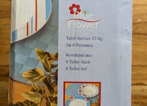 Edles Porzellan, Tafel-Service 12 tlg. für 6 personen