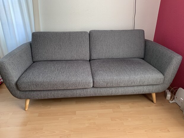 Wunderschönes, sehr bequemes und neuwertiges Sofa (nordischer Stil)