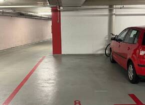 Parkplatz Zürich Höngg