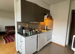 Sonnige möblierte 2.5 Zimmer Wohnung mit Balkon zur...