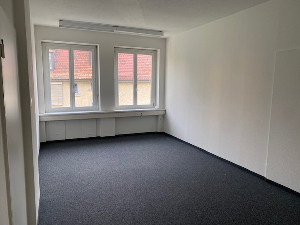 Büro zu vermieten