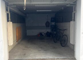 Garage im Kreis 4 vom 1.10 bis 31.1.