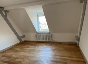 Frisch Sanierte 3.5-Zimmerwohnung Kreis 4