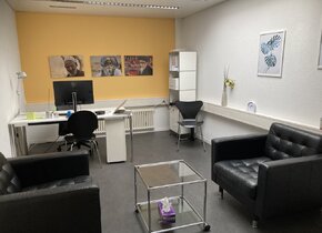 Büro-/Praxisräumlichkeiten an bester Lage im Berner...