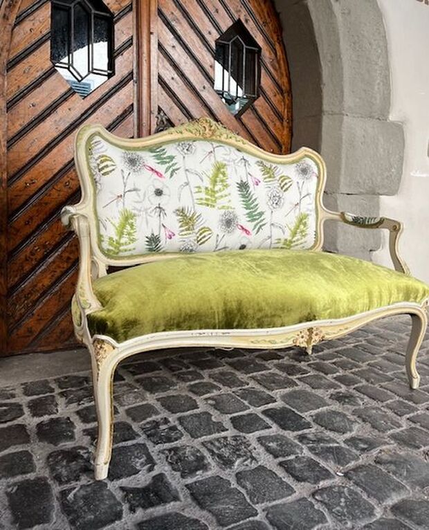 Antikes Florentiner Sofa im Stil Renaissance