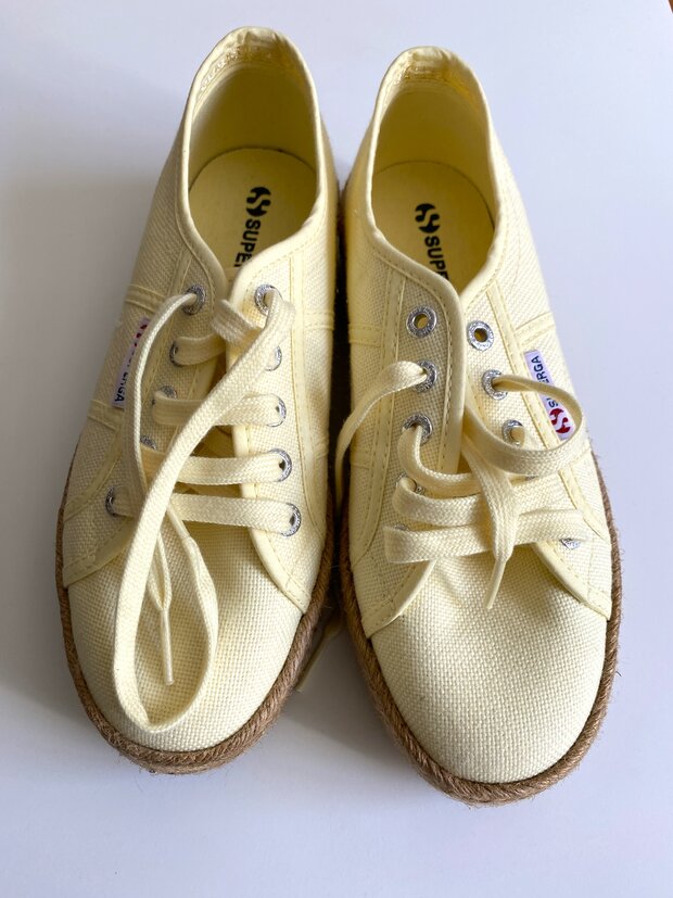 Neuwertiger SUPERGA Sneaker im Espadrilles Stil, Grösse 37