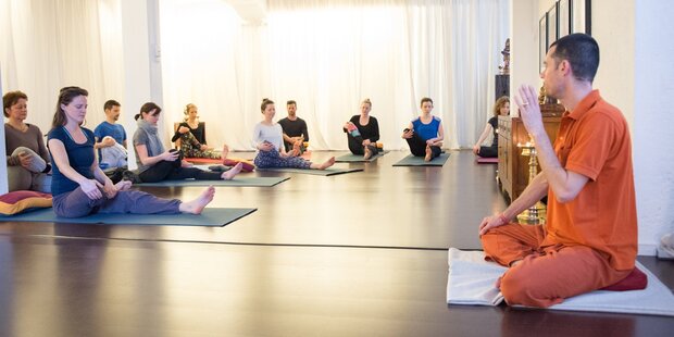 Yoga Ausbildung Modul "Therapeutische Asanas"