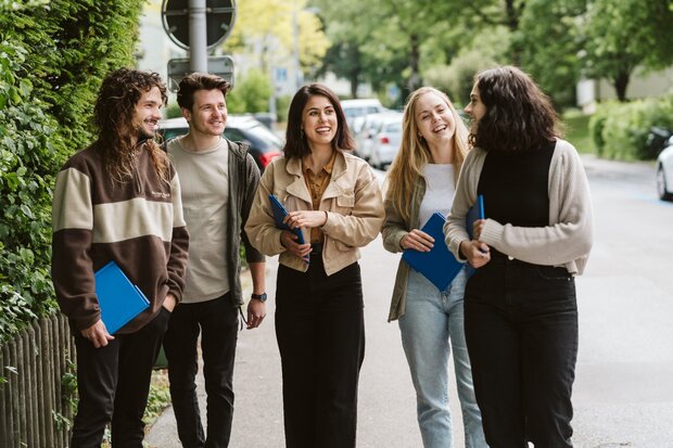 Flexibler Nebenjob für Studierende (25-50 CHF/h)