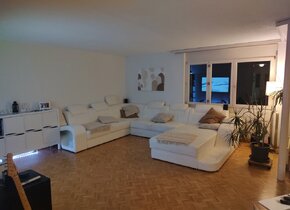 Freies WG-Zimmer in 125m2 Wohnung in Ittigen