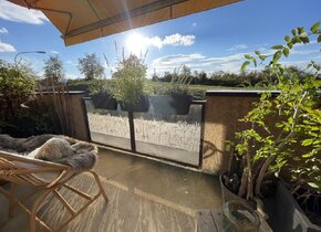 LUFTIG-HELLE WOHNUNG MIT TERRASSE/GARTEN DIREKT ÜBER DEM...