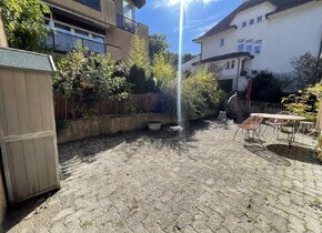 LUFTIG-HELLE WOHNUNG MIT TERRASSE/GARTEN DIREKT ÜBER DEM...