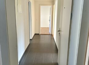 Suchen Wochenaufenthalter/in für 1 od.2 Zimmer in fast...