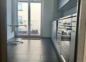 Suchen Wochenaufenthalter/in für 1 od.2 Zimmer in fast...