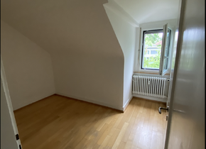 süsse 3 Zimmer-Wohnung (3006) sucht Nachmieter*in