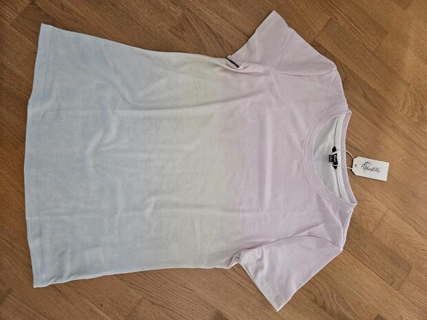 Damen T-Shirt Grösse S, neu und ungetragen (inkl....