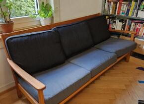 Vintage Sofa mit fast neuen Bezügen sucht neues Zuhause