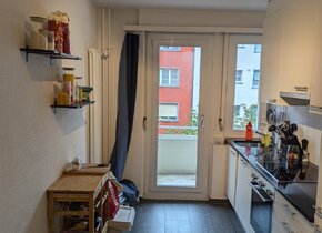 Schöne 2,5-Zimmer-Wohnung an ruhiger Lage im Kreis 4...