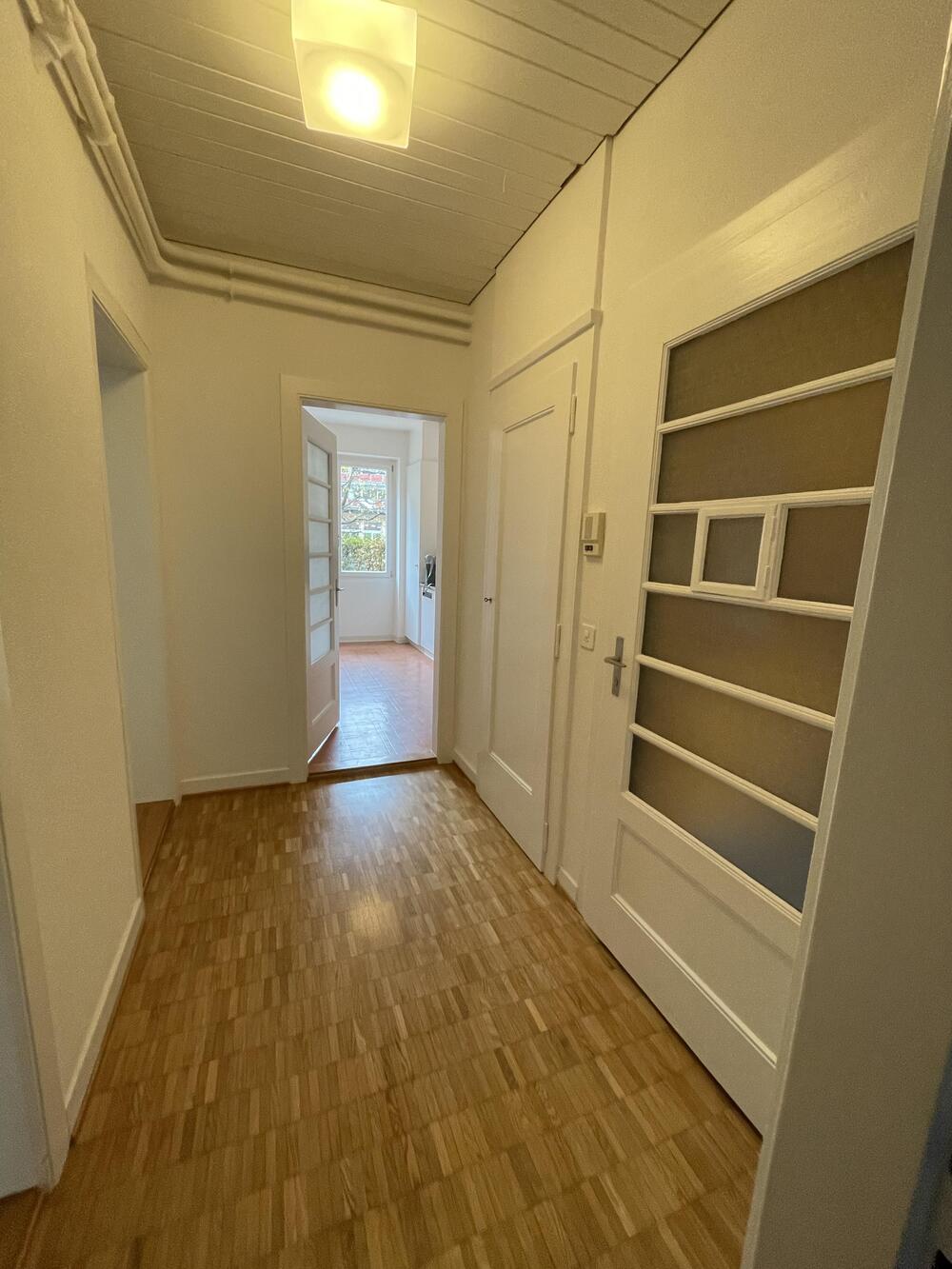 Charmante 2.5 Zimmer-Altbau-Wohnung
inmitten der...