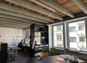 Büro mit Ateliercharakter im Zentrum (Kreis 4)