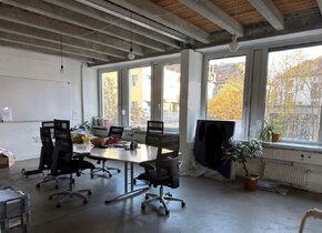 Büro mit Atelieratmosphäre im Zentrum (Kreis 4)