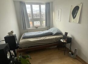 Möbiliertes Zimmer für Wochen- oder...