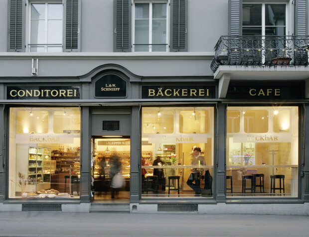 Mitarbeiterin Bäckerei & Cafébar