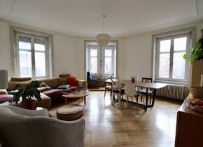 ROOM IN A BIG, BEATIFUL, IDEALLY LOCATED FLAT IN...