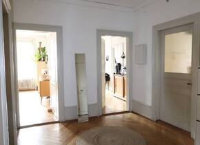 ROOM IN A BIG, BEATIFUL, IDEALLY LOCATED FLAT IN...