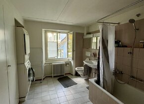 24m² möbliertes WG-Zimmer mit Seesicht und grosser...