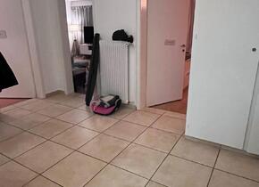 Attraktive 4.5 Zimmer Wohnung mit Garten und Terrasse