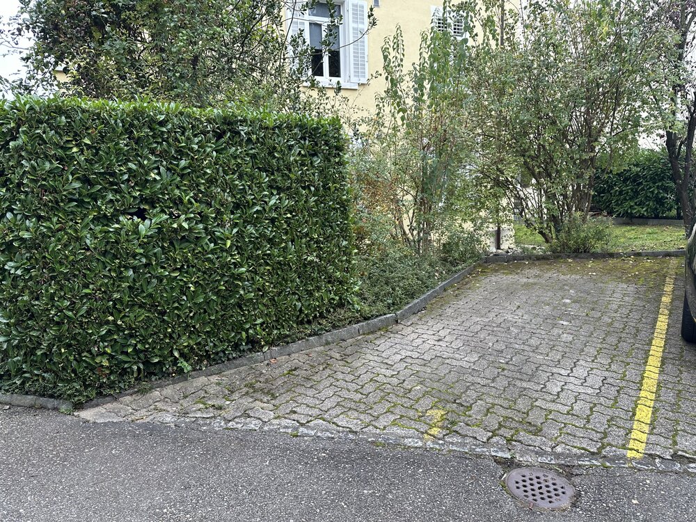 Günstiger Parkplatz in der Stadt Zürich